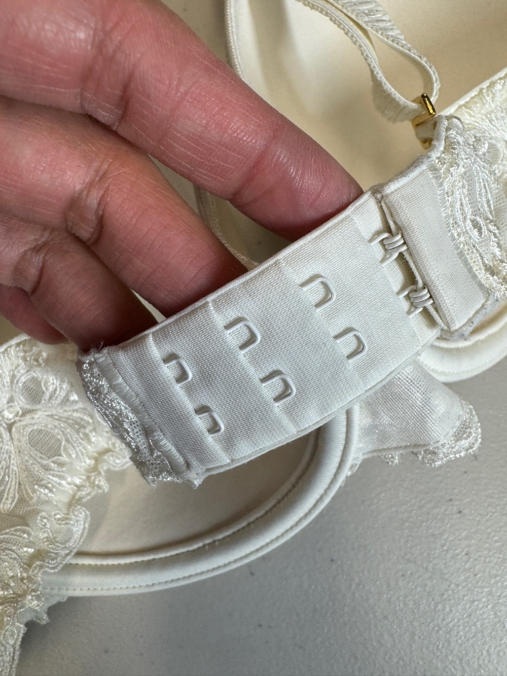 Chantelle White Lace Bra Molded Cups Underwire Full Coverage Feminine - Picture 12 of 16